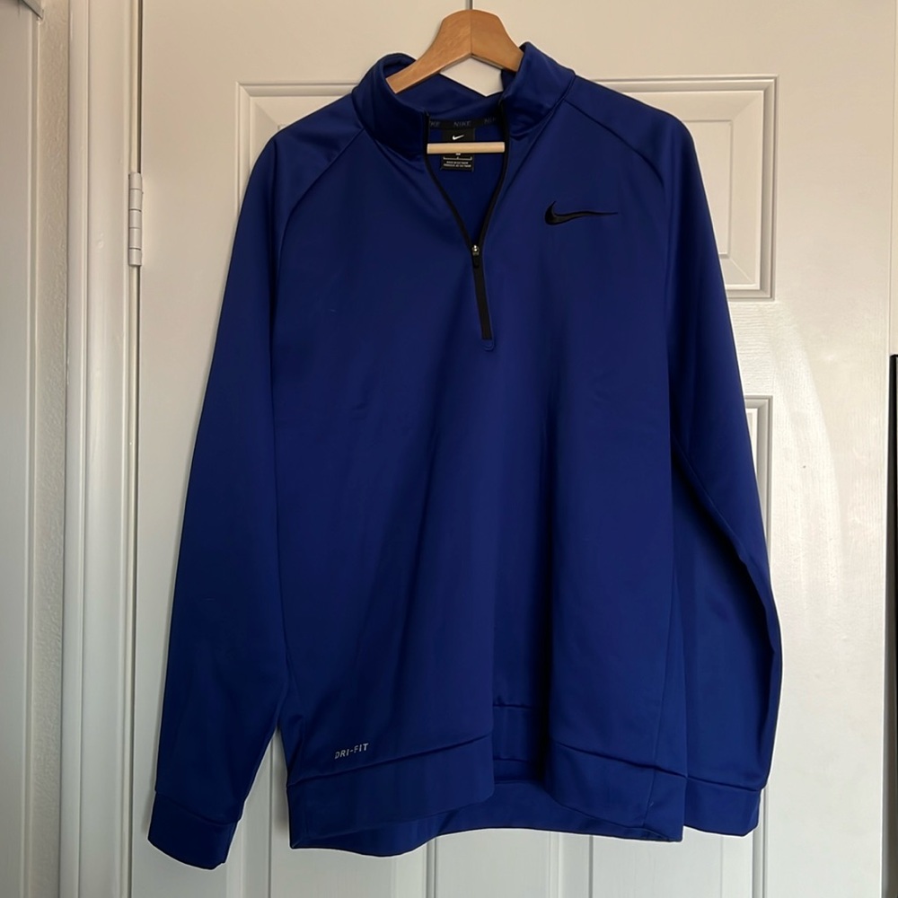 Nike dri fit pullover